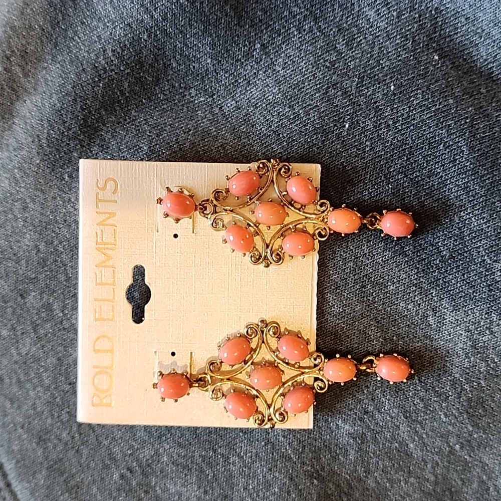 Peach/Gold earrings